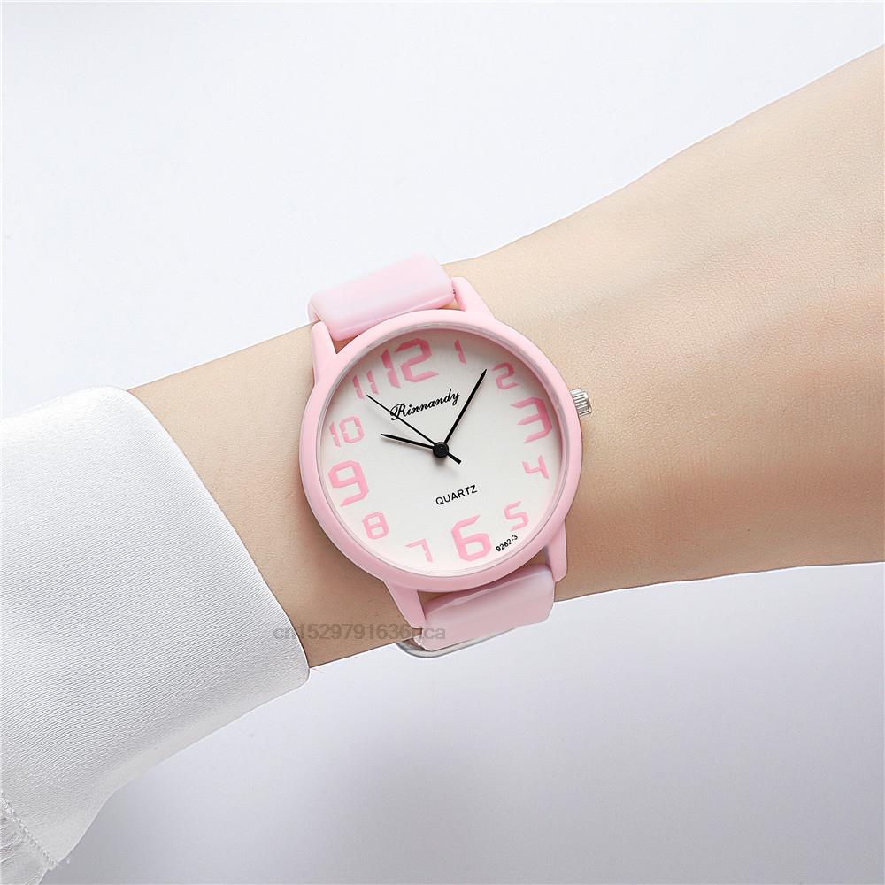 여성 패션 실리콘 시계 세트 미니멀리스트 높은 수량 품 - Lux Watch 리뷰 및 가격