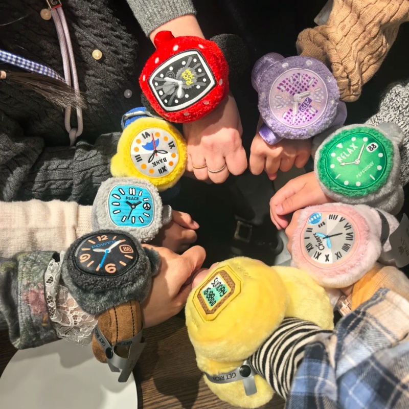 【재고 있음】정품 팝 선데이 릴렉스 플러시 워치 블라인 - Luxury Watch Gift Box 리뷰 및 가격